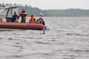 Онега - Сеть бассейнов клуба «Мэвис-1» обучение плаванию взрослых